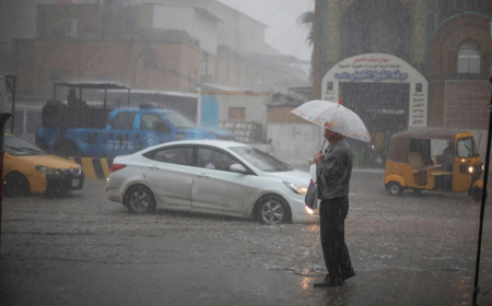 استمرار الأمطار والعواصف الرعدية مع تصاعد الغبار وانخفاض درجات الحرارة في البلاد