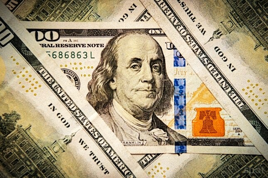 لماذا يرتفع الدولار في العراق؟ الأسباب الحقيقية وتأثير غلق مضيق هرمز