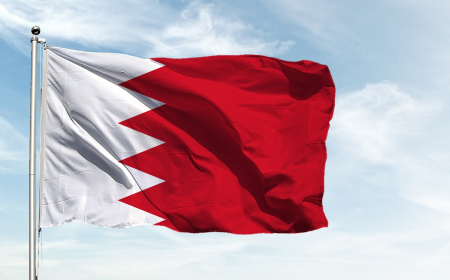 إيران تعلن استهداف أكبر مركز بيانات في دولة خليجية
