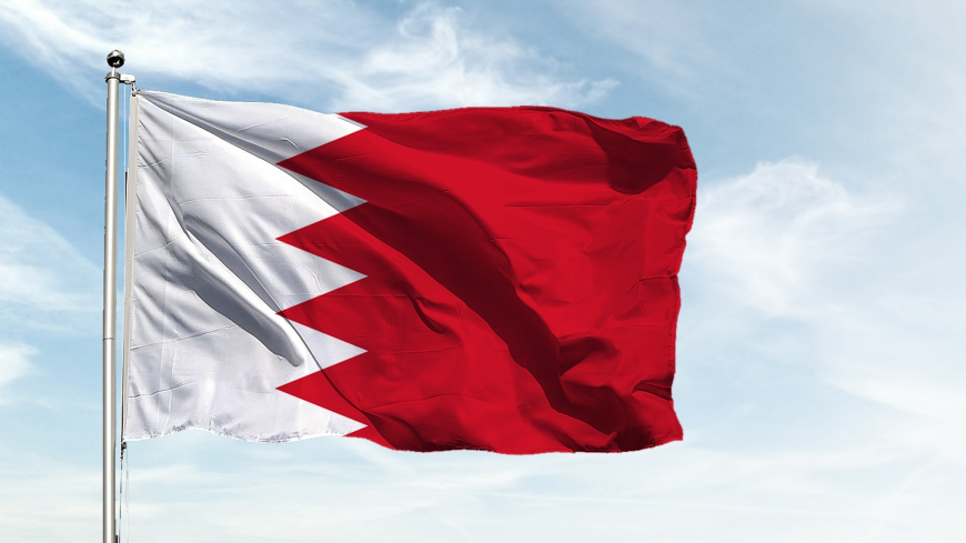 إيران تعلن استهداف أكبر مركز بيانات في دولة خليجية