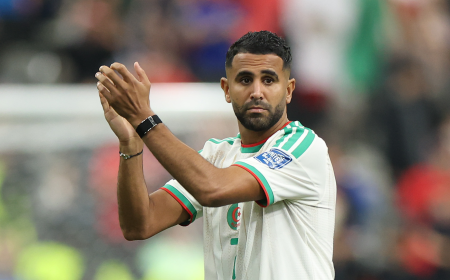 "أعتقد أننا لم نقصر".. رياض محرز يعلن اعتزاله اللعب دوليا بعد إقصاء الجزائر من المونديال