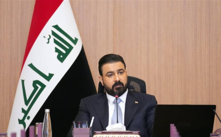 صحيفة: اعتقالات الفساد تجمّد مفاوضات استكمال حكومة الزيدي