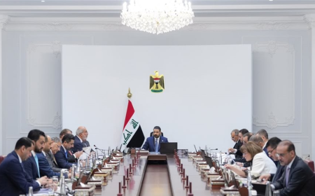 قرارات حكومية بينها صلاحيات المجالس الوزارية وتخويل الزيدي بشأن المديرين العامين