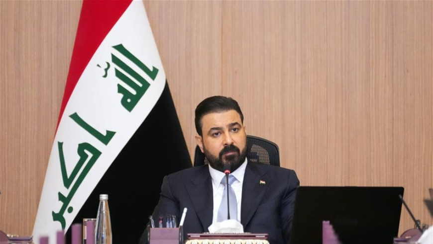 صحيفة: اعتقالات الفساد تجمّد مفاوضات استكمال حكومة الزيدي