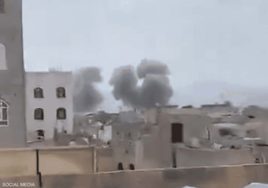 اليمن.. قصف مطار صنعاء لمنع طائرة إيرانية من الهبوط