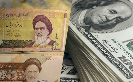 الدولار يصعد مجدداً أمام الريال الإيراني