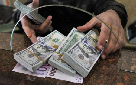 إثبات مصدر الأموال وضبابية الرسوم.. عقبات مؤسسية تعرقل تنظيم التجارة في العراق