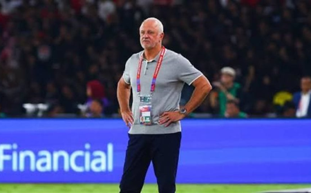 أرنولد: طموحنا تقديم أداء عالٍ في كأس آسيا.. وخليجي 27 منحتنا خيارات جديدة